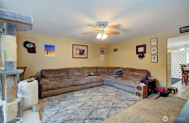 16002 NE 74th Street, Vancouver, WA 98682