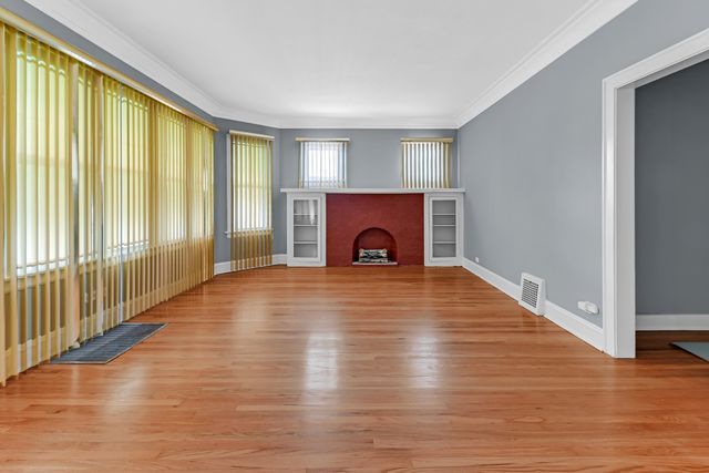12025 S Harvard Avenue, Chicago, IL 60628