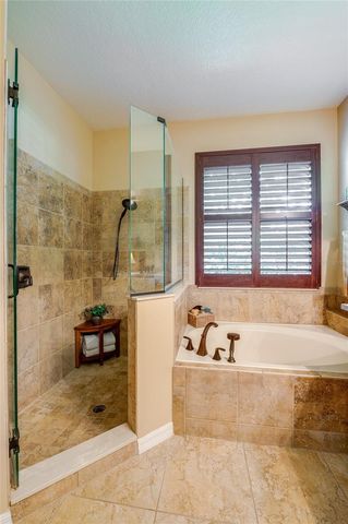 135 ANCONA AVENUE, Debary, FL 32713