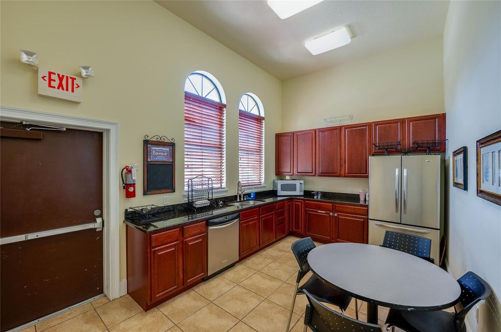 Image 52 of property listing at 135 ANCONA AVENUE, Debary, FL 32713