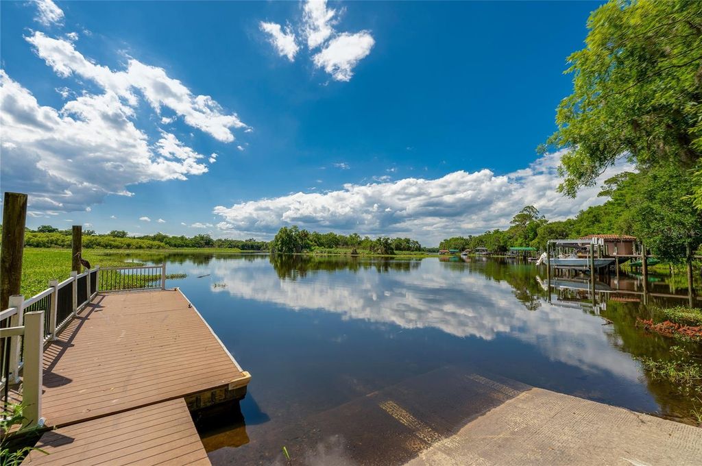Image 59 of property listing at 135 ANCONA AVENUE, Debary, FL 32713