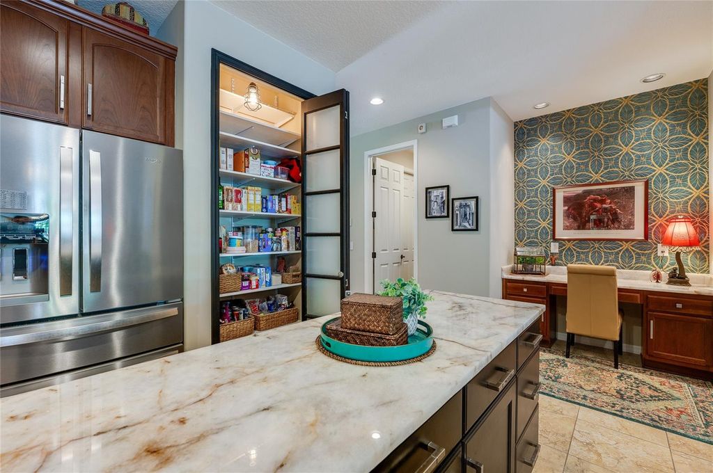 Image 9 of property listing at 135 ANCONA AVENUE, Debary, FL 32713