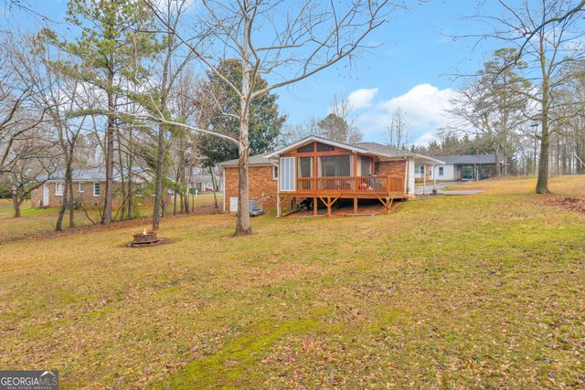 94 Hillcrest Street, Commerce, GA 30529