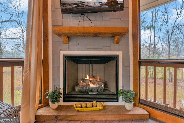 94 Hillcrest Street, Commerce, GA 30529