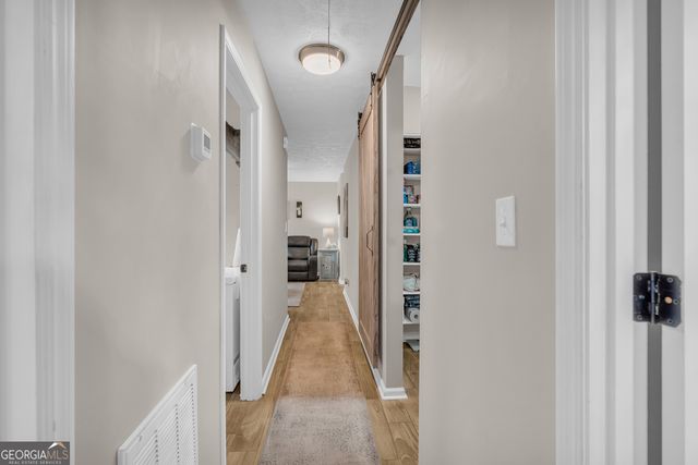 94 Hillcrest Street, Commerce, GA 30529