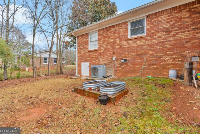 94 Hillcrest Street, Commerce, GA 30529