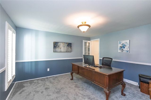 1910 Overland Ct, Mccandless, PA 15101