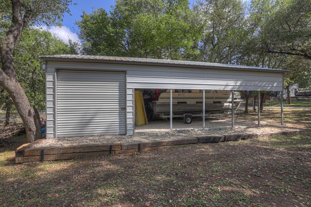 767 VALLEY OAKS DR DR, Canyon Lake, TX 78133