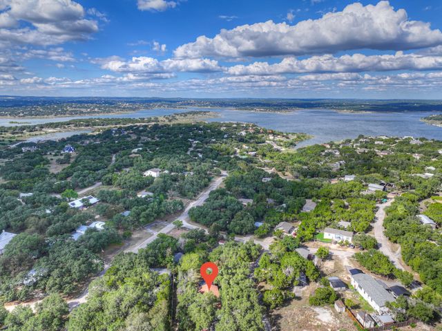 767 VALLEY OAKS DR DR, Canyon Lake, TX 78133