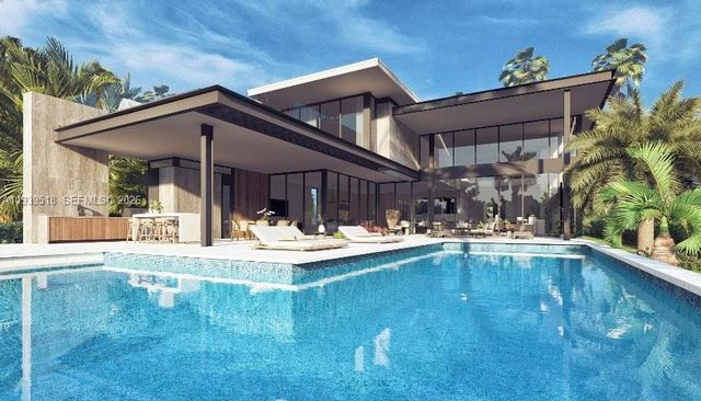 1049 S Southlake Dr, Hollywood, FL 33019