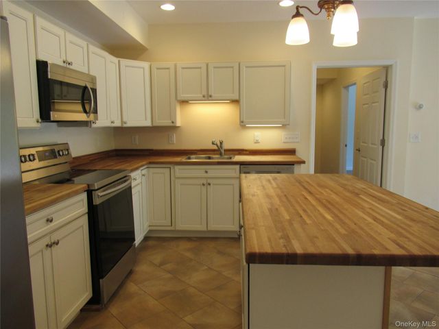 750 Route 292, Holmes, NY 12531