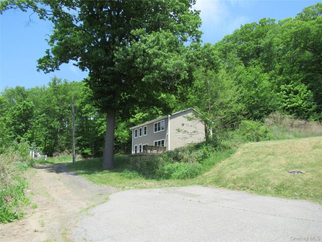 750 Route 292, Holmes, NY 12531