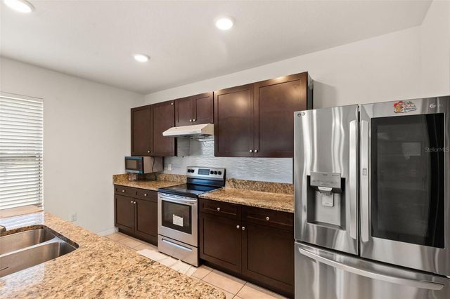 166 ST THOMAS DR, Mulberry, FL 33860