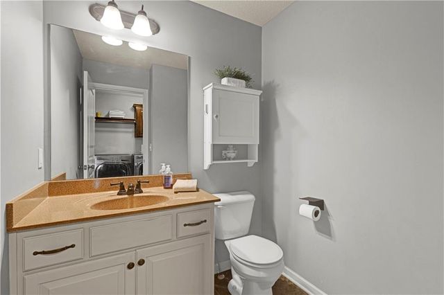 1409 NE Jaclyn Drive, Grain Valley, MO 64029