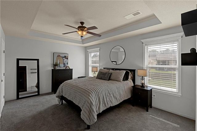 1409 NE Jaclyn Drive, Grain Valley, MO 64029
