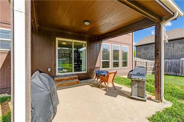 1409 NE Jaclyn Drive, Grain Valley, MO 64029