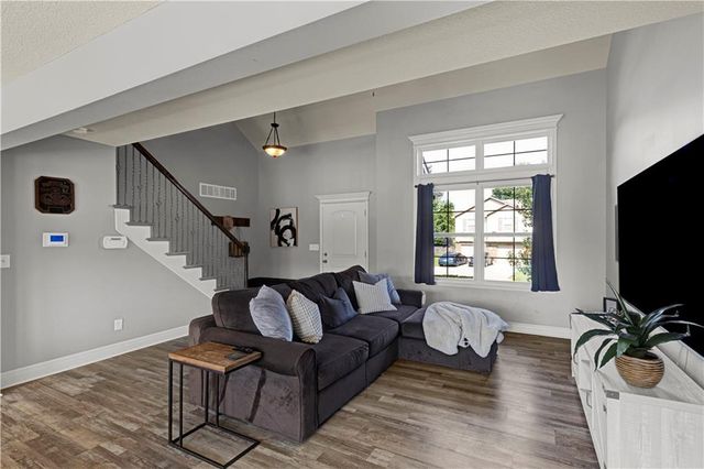 1409 NE Jaclyn Drive, Grain Valley, MO 64029