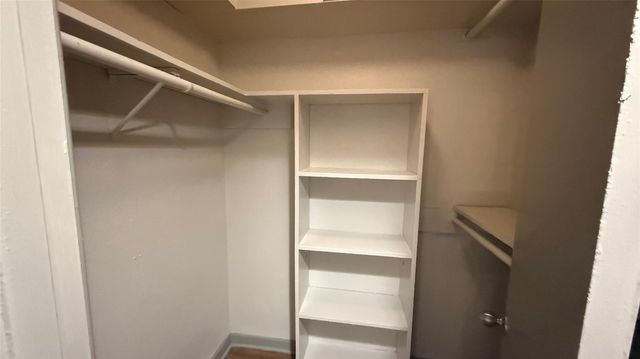 5400 Memorial Drive 411, Houston, TX 77007