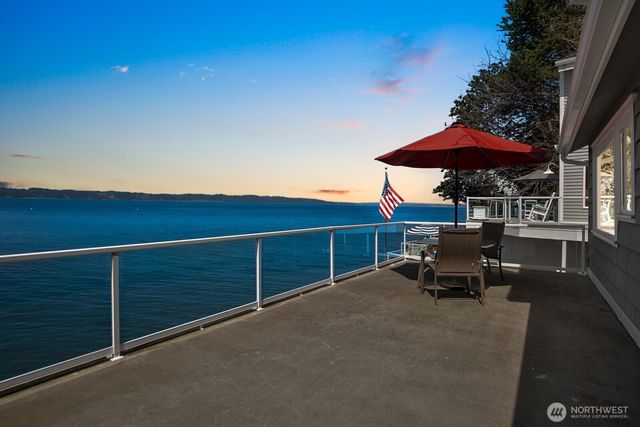 6829 Munter Lane NE, Tacoma, WA 98422