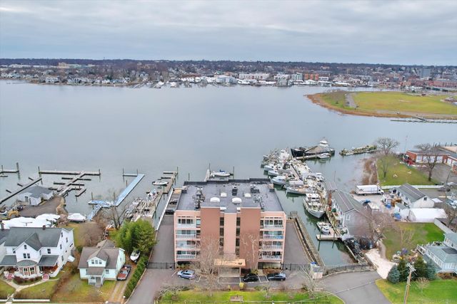 26 Cove Avenue 2D, Norwalk, CT 06855