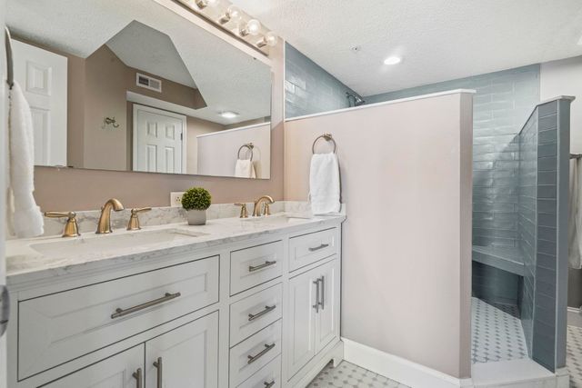 201 S Ocean Blvd Unit 1305, North Myrtle Beach, SC 29582