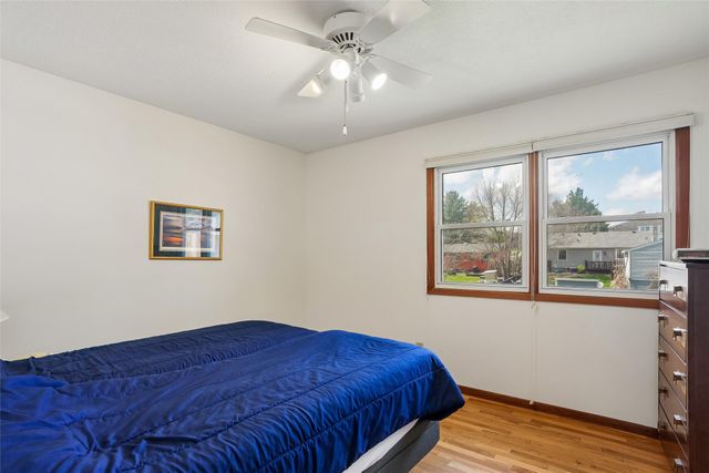 4512 SE 6th Street, Des Moines, IA 50315