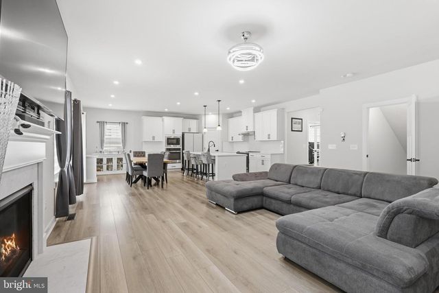 121 GRISHAM RD, Stafford, VA 22554