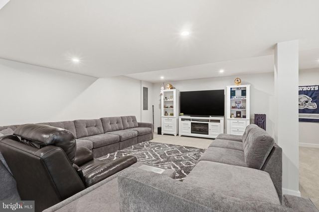 121 GRISHAM RD, Stafford, VA 22554