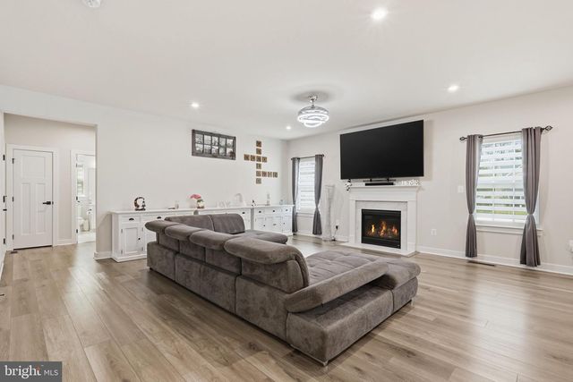 121 GRISHAM RD, Stafford, VA 22554