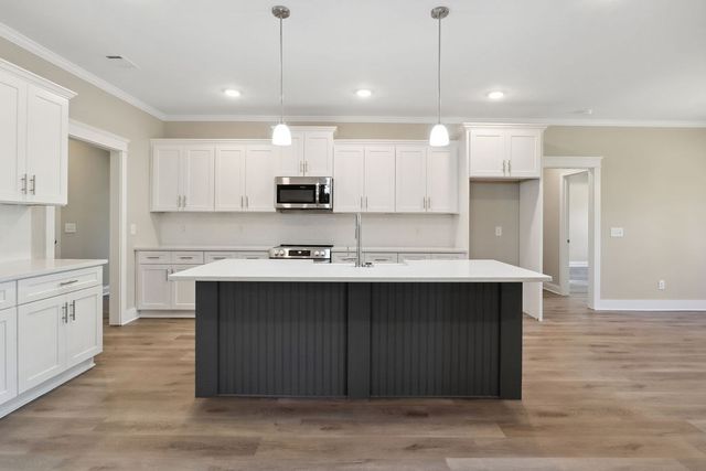 3079 Lee Road 0318, Smiths Station, AL 36877