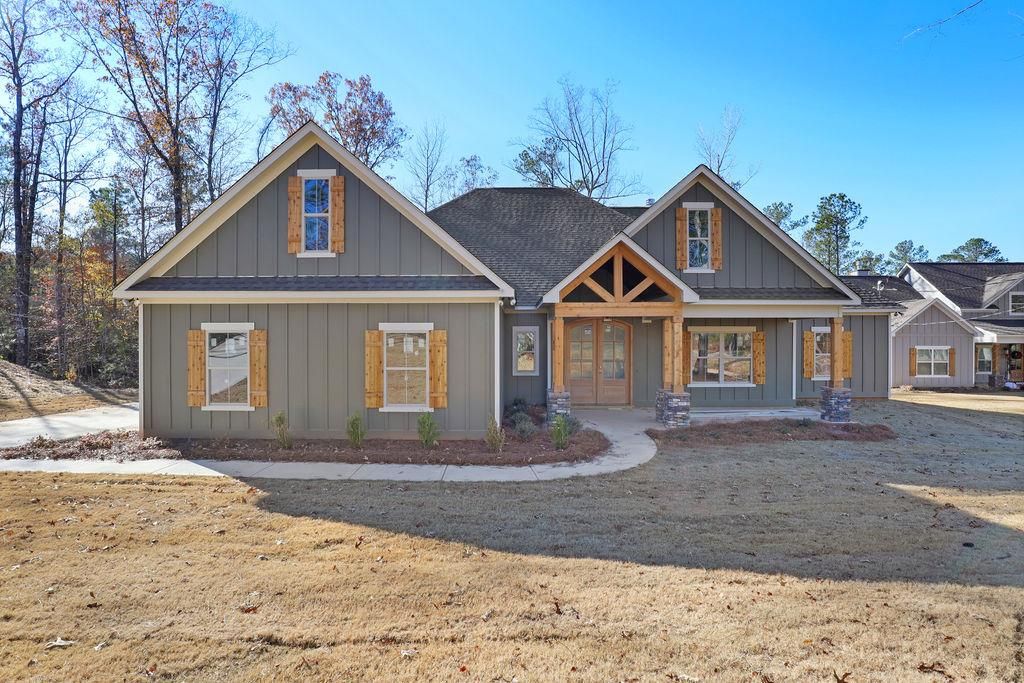 3079 Lee Road 0318, Smiths Station, AL 36877