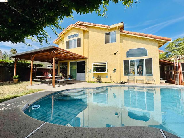 3865 Mcdougald Blvd, Stockton, CA 95206