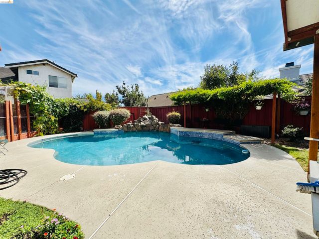 3865 Mcdougald Blvd, Stockton, CA 95206