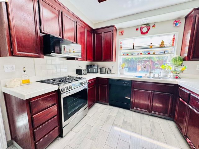 3865 Mcdougald Blvd, Stockton, CA 95206
