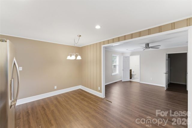 4000 Fieldcrest Road, Charlotte, NC 28217