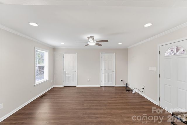 4000 Fieldcrest Road, Charlotte, NC 28217