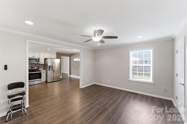 4000 Fieldcrest Road, Charlotte, NC 28217