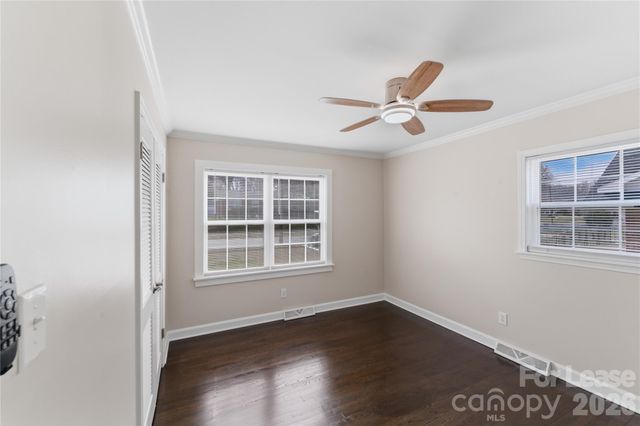 4000 Fieldcrest Road, Charlotte, NC 28217