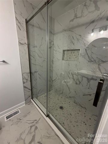 4000 Fieldcrest Road, Charlotte, NC 28217