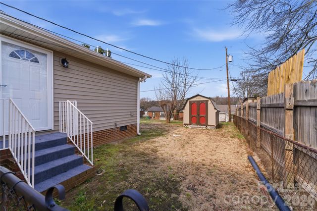 4000 Fieldcrest Road, Charlotte, NC 28217