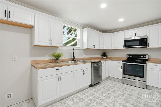 1915 Causton Bluff Road, Savannah, GA 31404