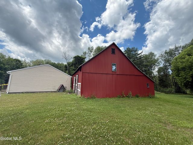 2362 State Highway 30, Mayfield, NY 12117