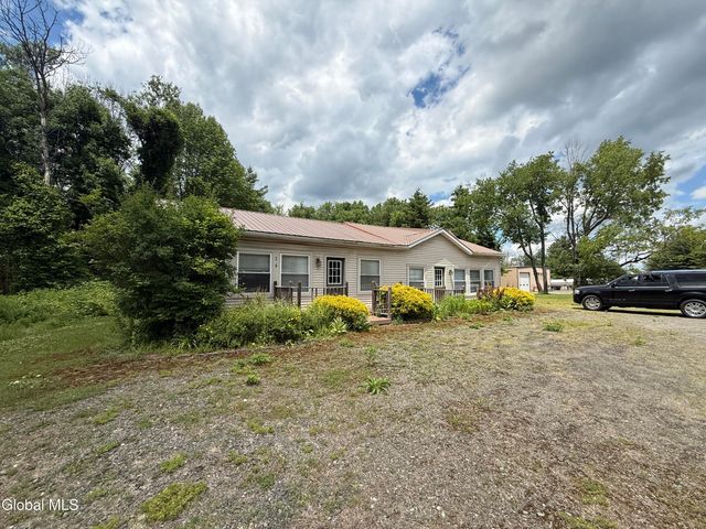2362 State Highway 30, Mayfield, NY 12117