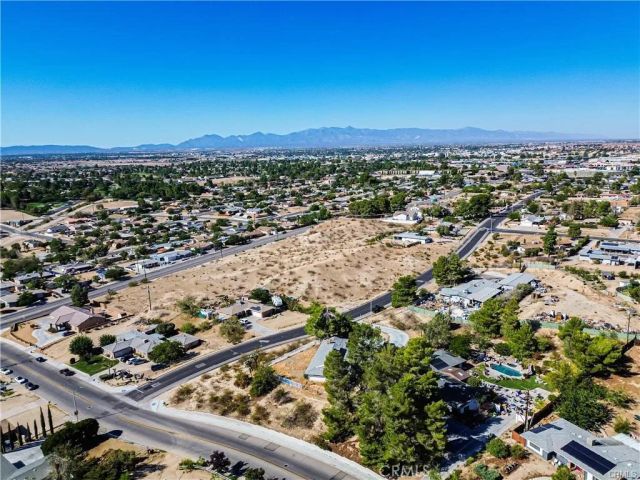 16470 Cabrillo Drive, Victorville, CA 92395