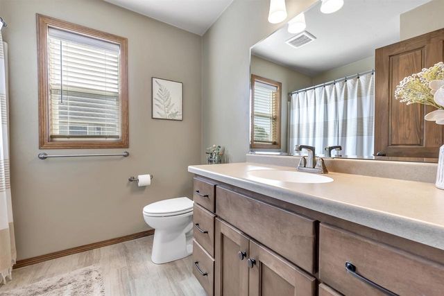 854 ROTH ROAD, De Pere, WI 54115