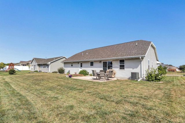 854 ROTH ROAD, De Pere, WI 54115
