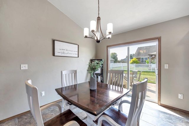 854 ROTH ROAD, De Pere, WI 54115