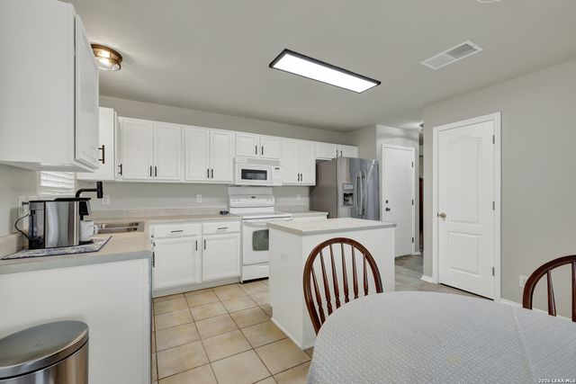 2554 Dove Crossing Dr, New Braunfels, TX 78130