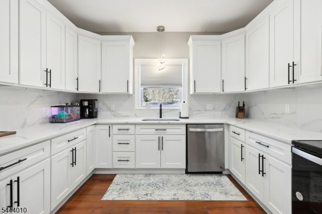 521 5Th St, Belvidere Twp., NJ 07823