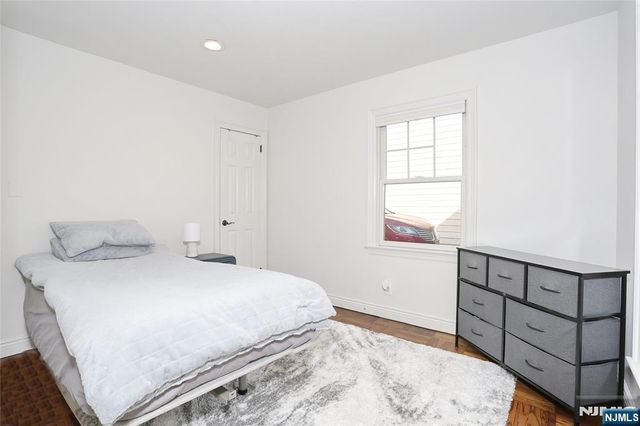 34 Charles Terrace, Waldwick, NJ 07463